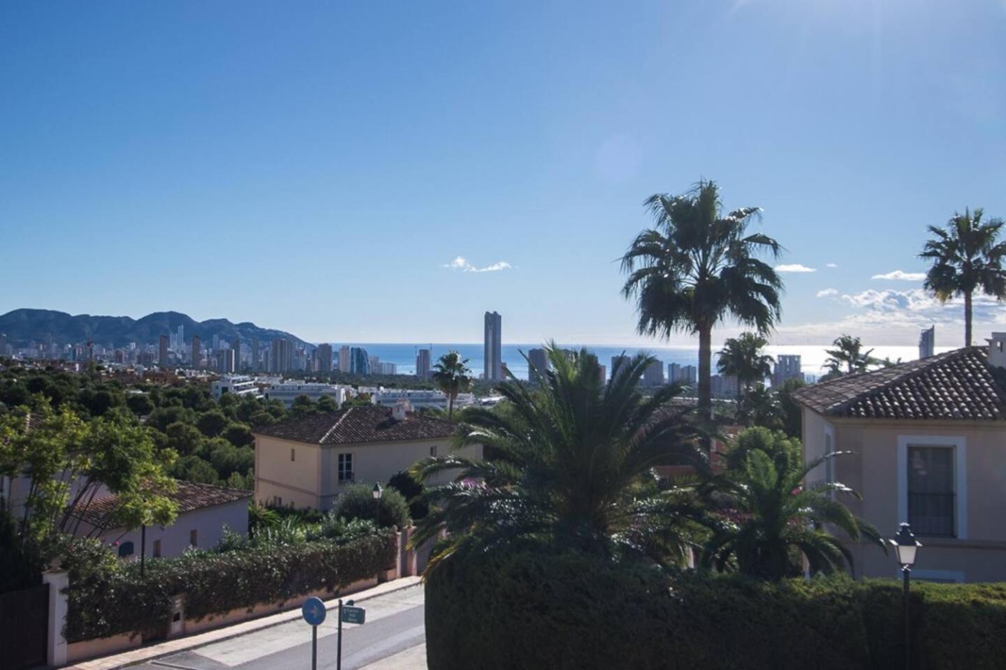 Asia Gardens Villa With Private Pool In Benidorm 卡拉德费斯特拉特 外观 照片