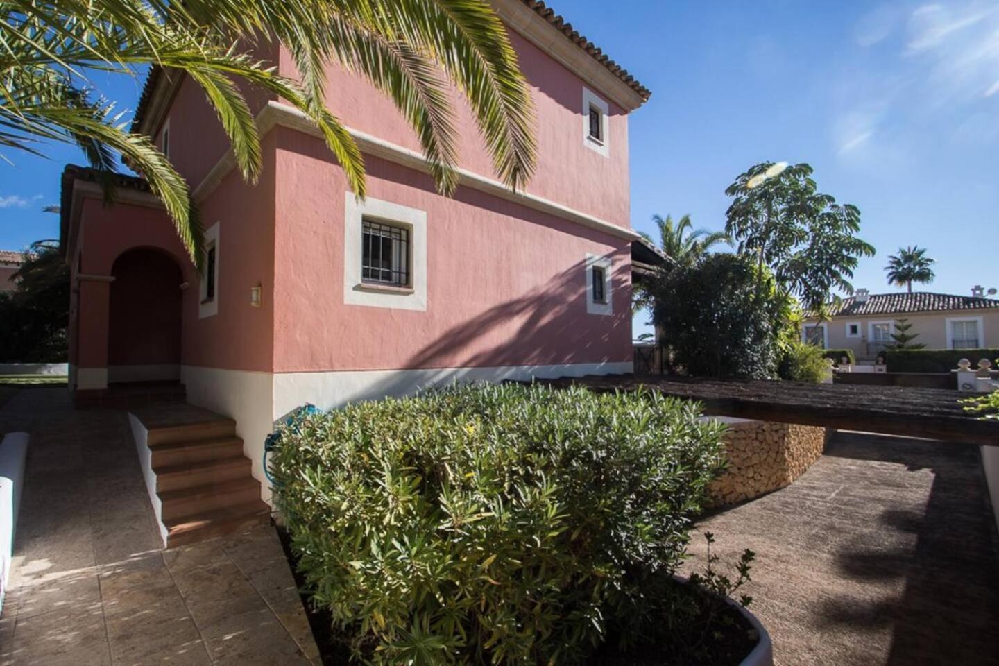 Asia Gardens Villa With Private Pool In Benidorm 卡拉德费斯特拉特 外观 照片